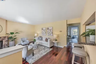 Photo #3: 41088810 Listing 