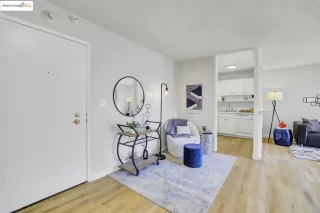 Photo #6: 41088915 Listing