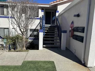 Photo #2: 41088919 Listing