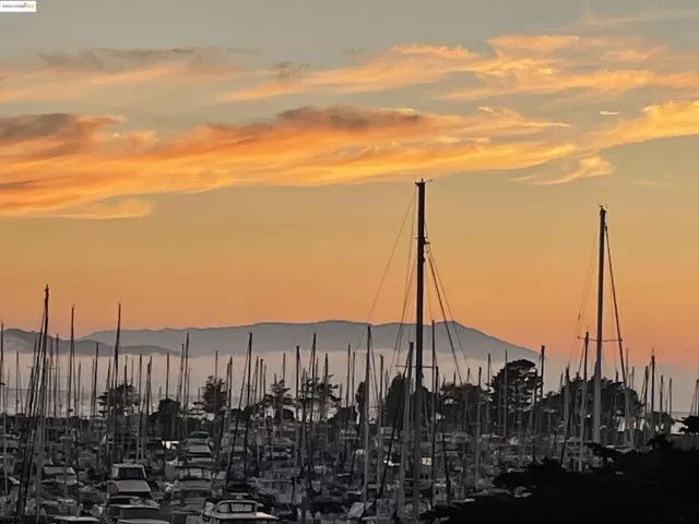 MLS: 41088999 Condo For Sale