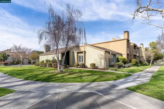 MLS: 41089217 Condo For Sale