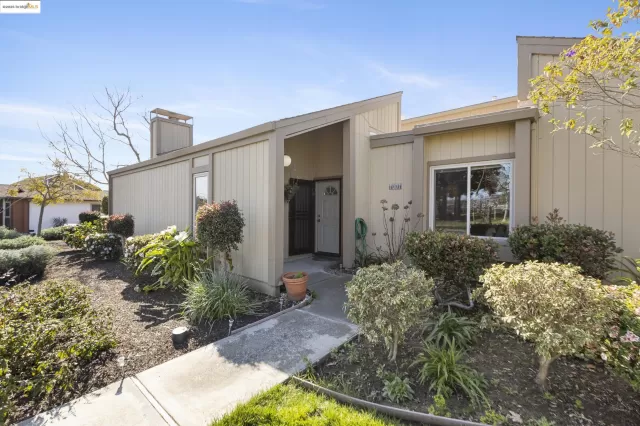 MLS: 41089242 Condo For Sale
