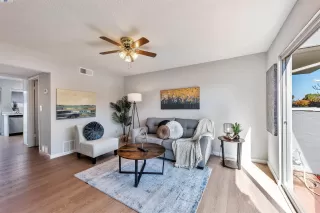 Photo #2: 41089281 Listing