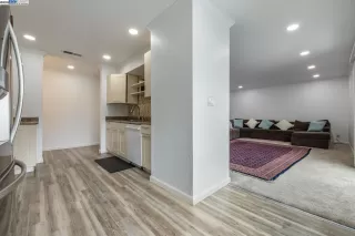 Photo #2: 41089284 Listing