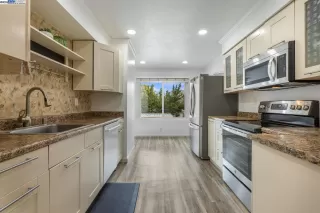 Photo #4: 41089284 Listing