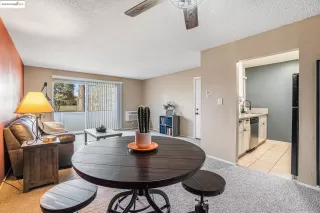 Photo #2: 41089336 Listing