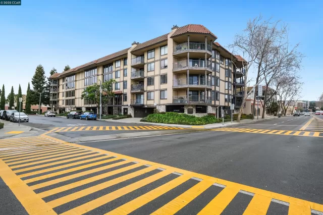 MLS: 41089425 Condo For Sale