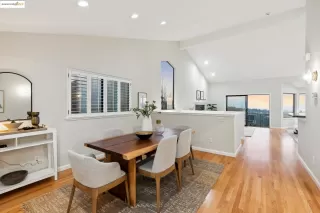 Photo #1: 41089453 Listing