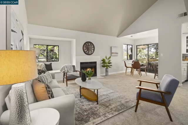 MLS: 41089494 Condo For Sale