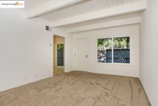 Photo #6: 41089546 Listing