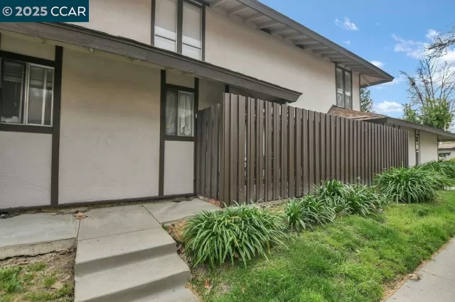 MLS: 41089600 Condo For Sale