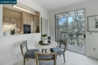 Photo #2: 41089637 Listing