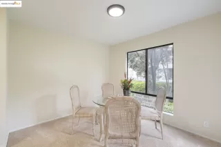 Photo #3: 41089647 Listing 