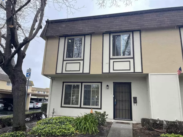 MLS: 41089734 Condo For Sale