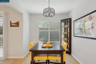 Photo #5: 41089781 Listing