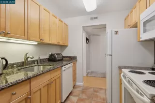 Photo #6: 41089781 Listing