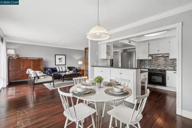 MLS: 41089791 Condo For Sale