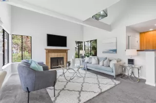 More Details about MLS # 41089796 : 4378 FAIRLANDS DR