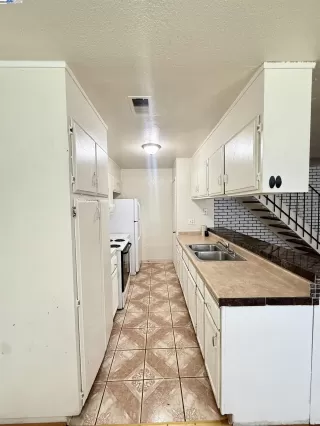 Photo #5: 41089817 Listing