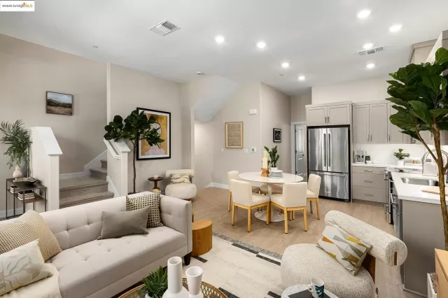 MLS: 41089868 Condo For Sale