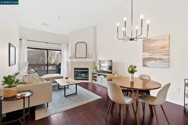 MLS: 41089892 Condo For Sale