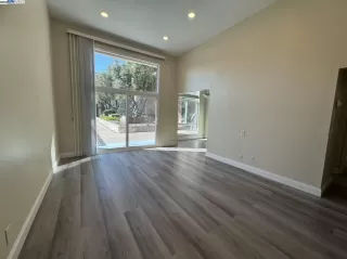 Photo #4: 41089900 Listing 