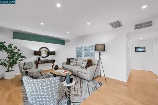 Photo #3: 41089906 Listing