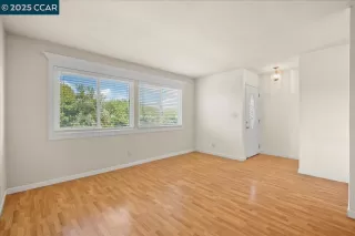 Photo #3: 41089956 Listing