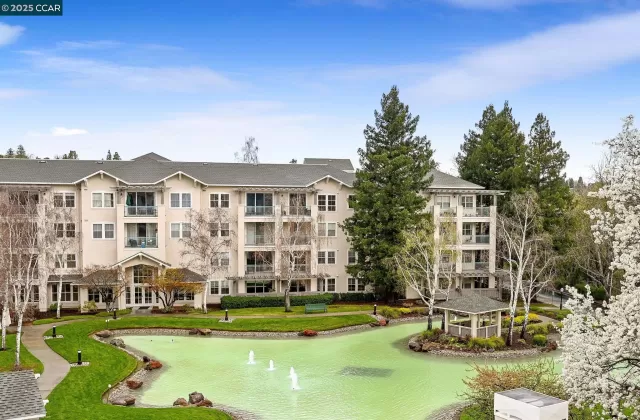 MLS: 41089988 Condo For Sale