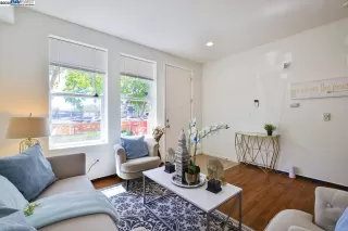 Photo #2: 41090043 Listing