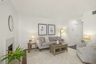 Photo #1: 41090064 Listing