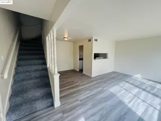 Photo #1: 41090171 Listing