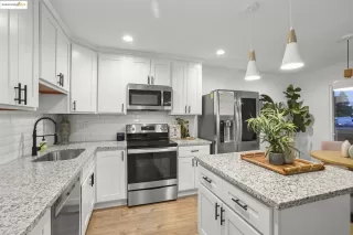 Photo #4: 41090174 Listing