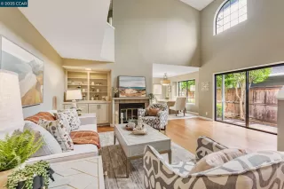 Photo #5: 41090197 Listing