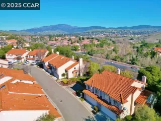 More Details about MLS # 41090208 : 201 BELLFLOWER DR