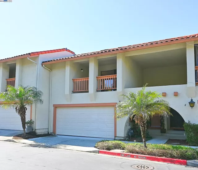 MLS: 41090216 Condo For Sale