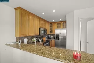 Photo #6: 41090230 Listing