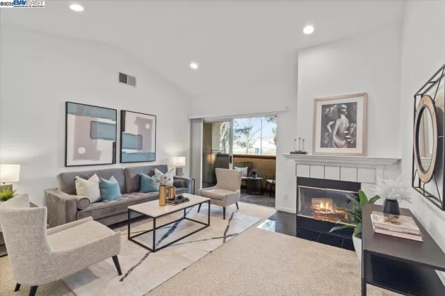 MLS: 41090252 Condo For Sale