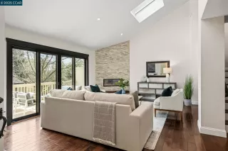 Photo #1: 41090295 Listing