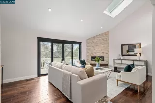 Photo #4: 41090295 Listing