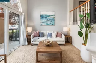 Photo #2: 41090300 Listing