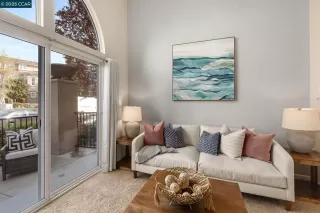 Photo #3: 41090300 Listing