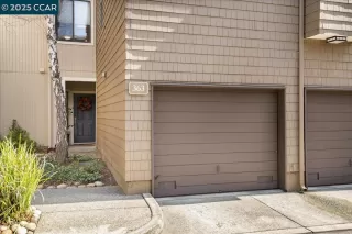 Photo #1: 41090315 Listing 