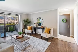 Photo #2: 41090353 Listing