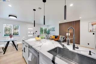 Photo #6: 41090366 Listing 