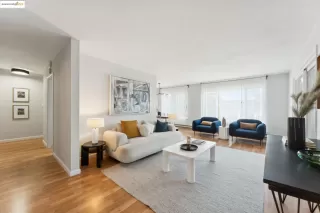 Photo #6: 41090371 Listing