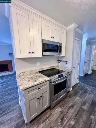 Photo #2: 41090387 Listing