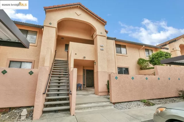 MLS: 41090408 Condo For Sale