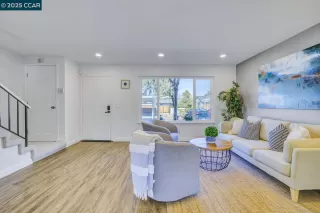 Photo #2: 41090420 Listing 