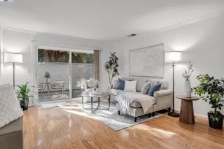 Photo #2: 41090427 Listing